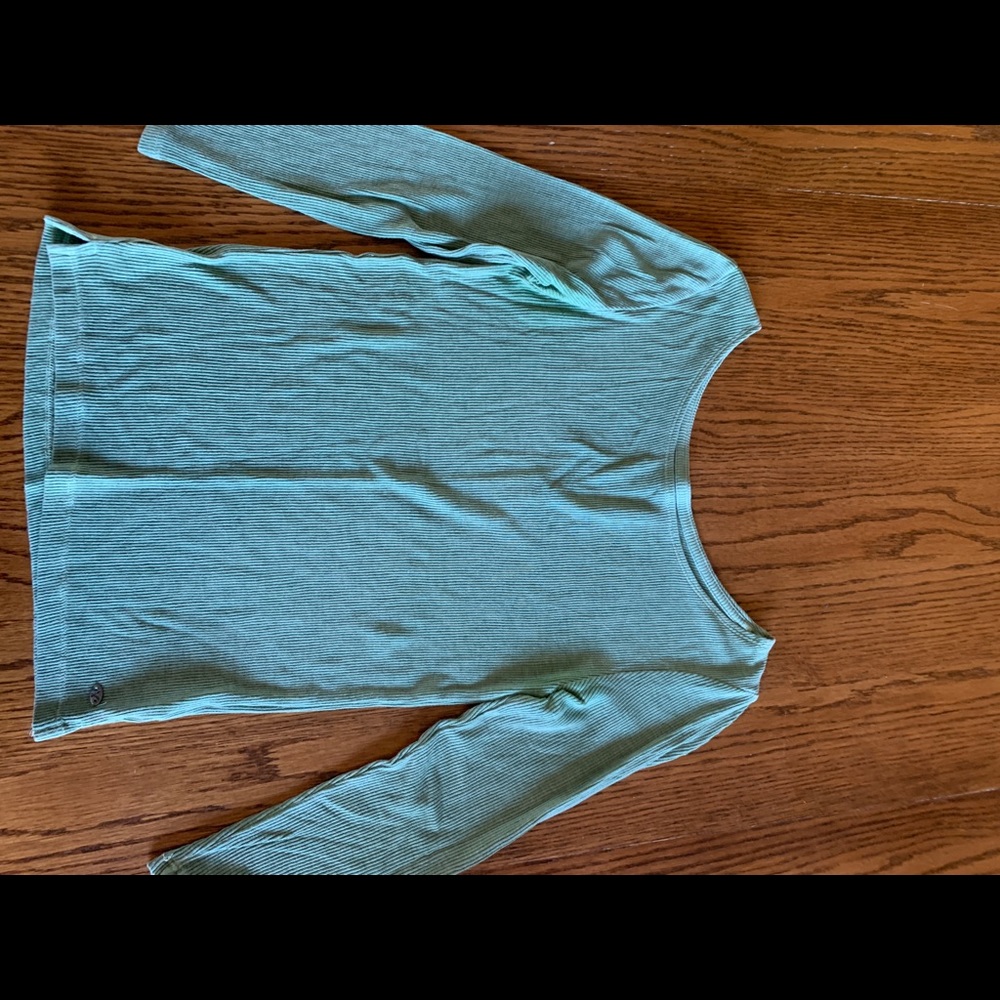 Simple halfsleeze shirt!